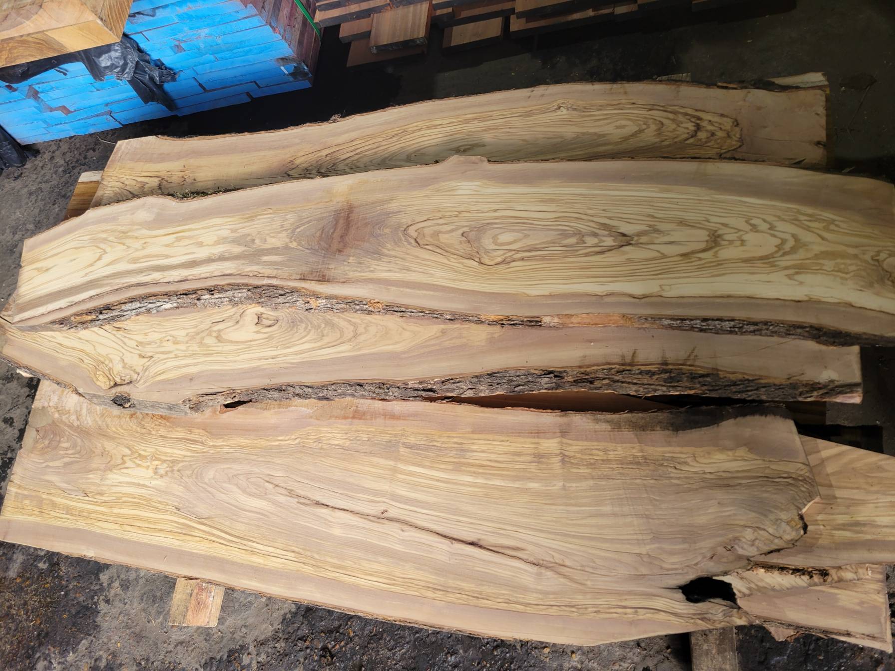 olivewood-img